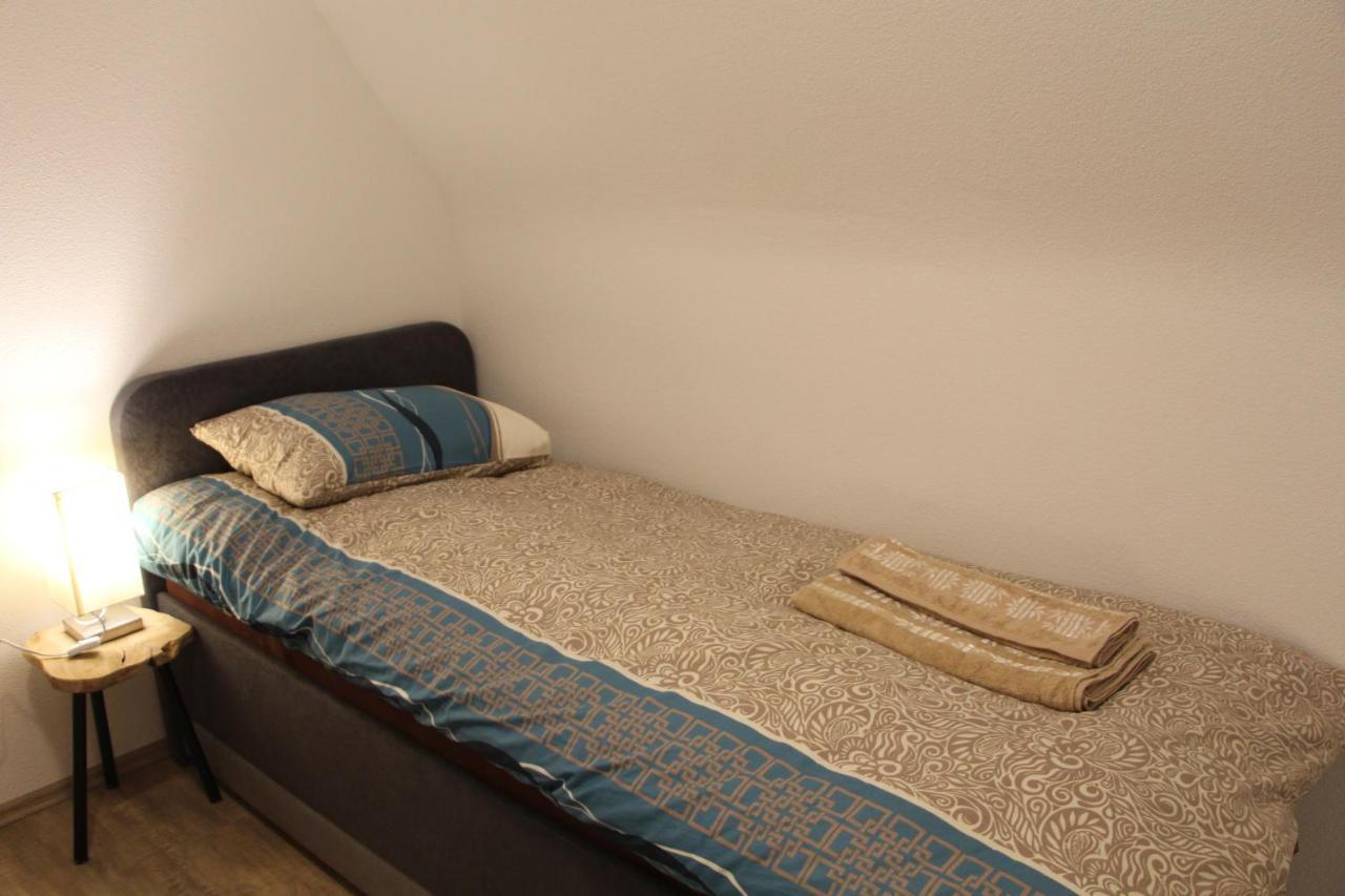 Ermis Apartments Метцинген Экстерьер фото