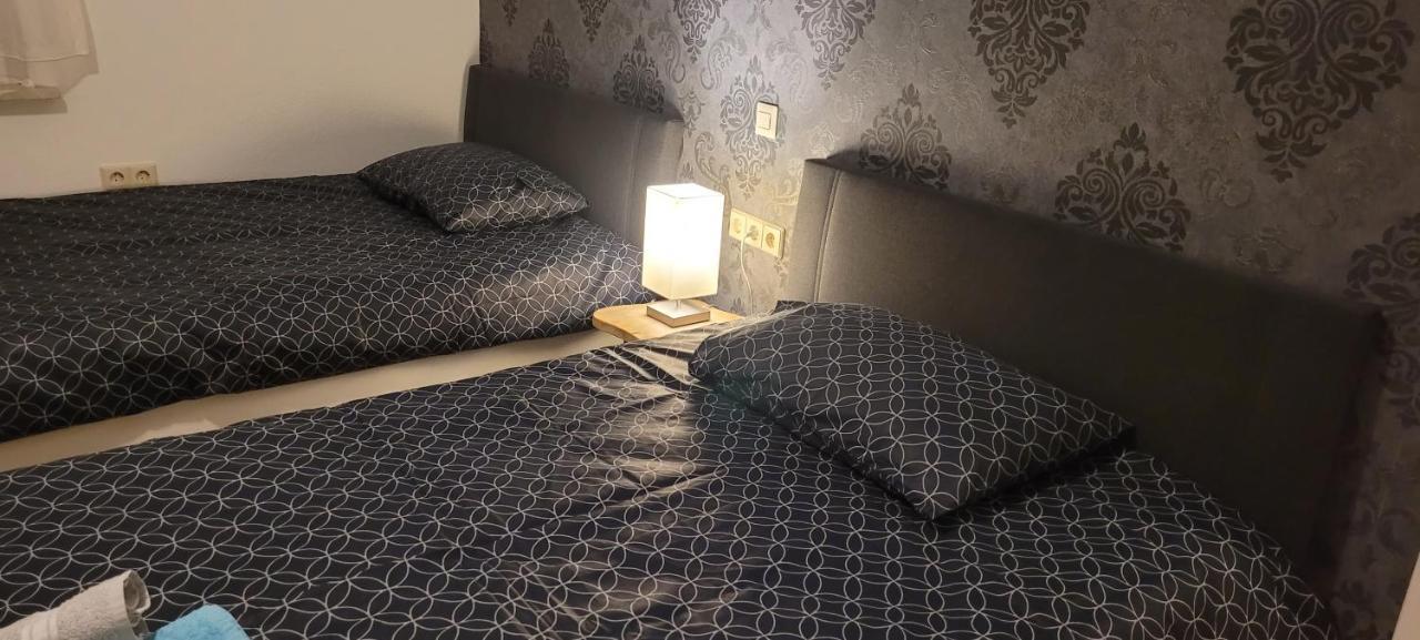 Ermis Apartments Метцинген Экстерьер фото